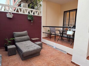 Outdoor dining - Vrbo Property (Nerja)