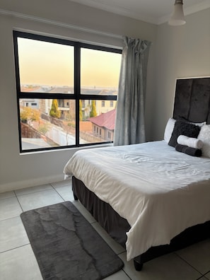 Room - Luxury 2-bedroom Apartment ,The Blyde Crystal Lagoon, Pretoria (Pretoria)