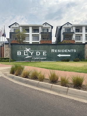 Exterior - Luxury 2-bedroom Apartment ,The Blyde Crystal Lagoon, Pretoria (Pretoria)