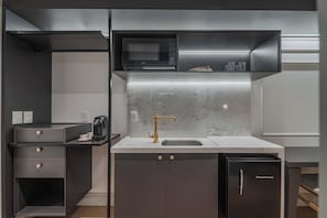 Superior-Apartment, Stadtblick | Eigene Küche