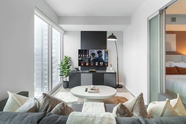 Room - Modern 1BR, Designer Condo, Sleeps 4 (Toronto)