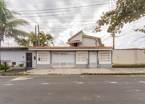 House, Smoking | 3 bedrooms - Casa c 3 Quartos 80m da Praia Balne rio Fl Rida (Praia Grande)