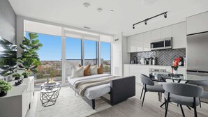 Unclassified image, 2 of 28, button - Modern Suite, Panoramic Views, Parking (Toronto)
