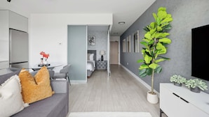 Unclassified image, 4 of 28, button - Modern Suite, Panoramic Views, Parking (Toronto)