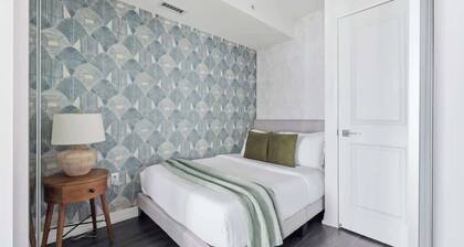 Charming 2BR downtown condo with private patio