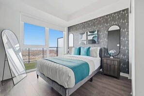 Unclassified image, 2 of 37, button - Chic 2BR Retreat Modern Comfort and Prime Location (Toronto)