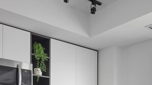 Unclassified image, 5 of 37, button - Chic 2BR Retreat Modern Comfort and Prime Location (Toronto)