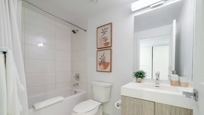 Bathroom - Chic Downtown 3BR Retreat Private Patio (Toronto)