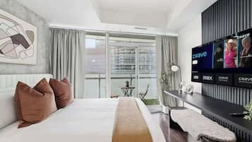 Iron/ironing board, WiFi, bed sheets