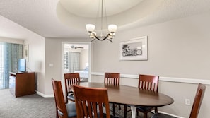 Dining - 2BR Deluxe at WorldMark Ocean Walk on Daytona Beach Near the Boardwalk (Daytona Beach)