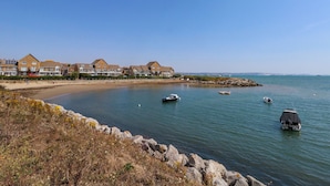 Beach - COVE COTTAGE, family friendly, country holiday cottage in Weymouth (Weymouth)