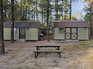 Unclassified image, 2 of 17, button - Cozy Alpine Mini Cabins- Bear Cabin. (Alpine)