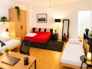 Room - Peaceful 2-bedroom apartment in Genève perfect for your getaway (Genève)