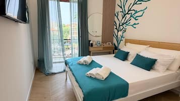Superior Room, Balcony, City View | Blackout curtains, soundproofing, iron/ironing board, free WiFi