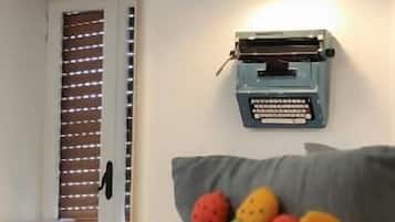Comfort Apartment, Non Smoking, City View | Interior