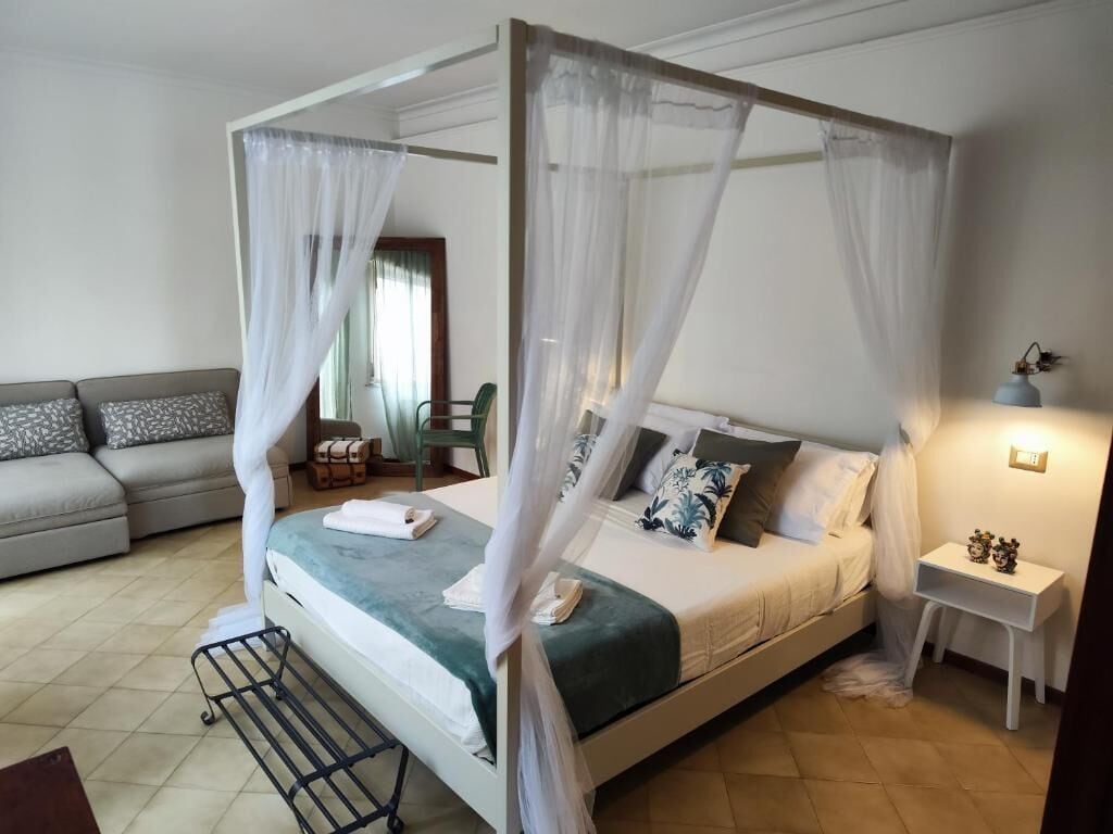 Comfort Apartment, Non Smoking, City View | Blackout curtains, soundproofing, iron/ironing board, free WiFi
