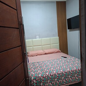 Room - Vrbo Property (Belém)
