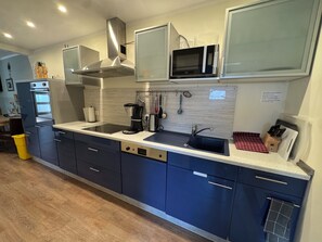 Private kitchen - Vrbo Property (Hofgeismar)