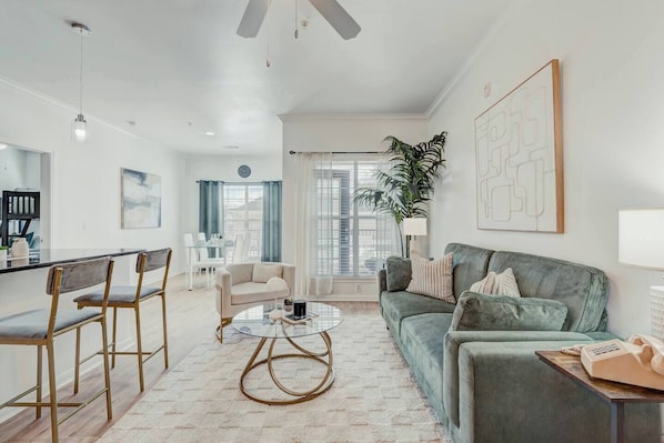 Living area - Family Retreat 2BD/2BA | Pool |TMC & NRG| Sleeps 8 (Houston)