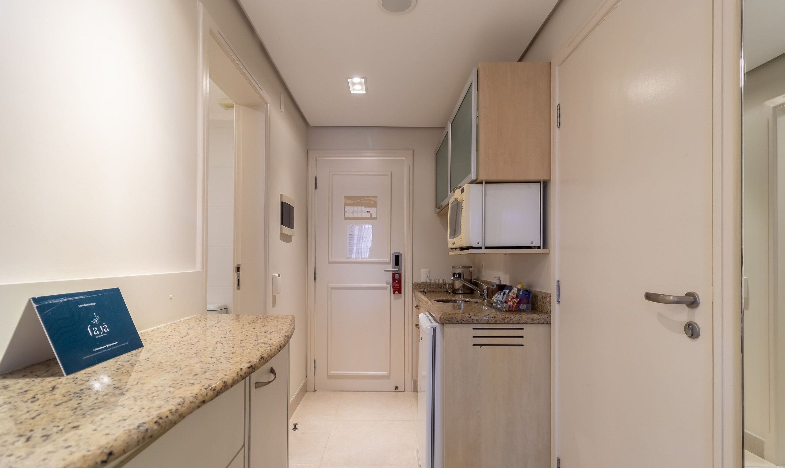 Basic Apartment | Private kitchen