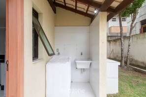 Property grounds - House in Cond. W/pool 3 min From the Beach Atp0003 (Porto Seguro)