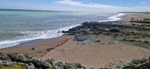 Beach - 4 Bed modern house in Gresytone (Greystones)