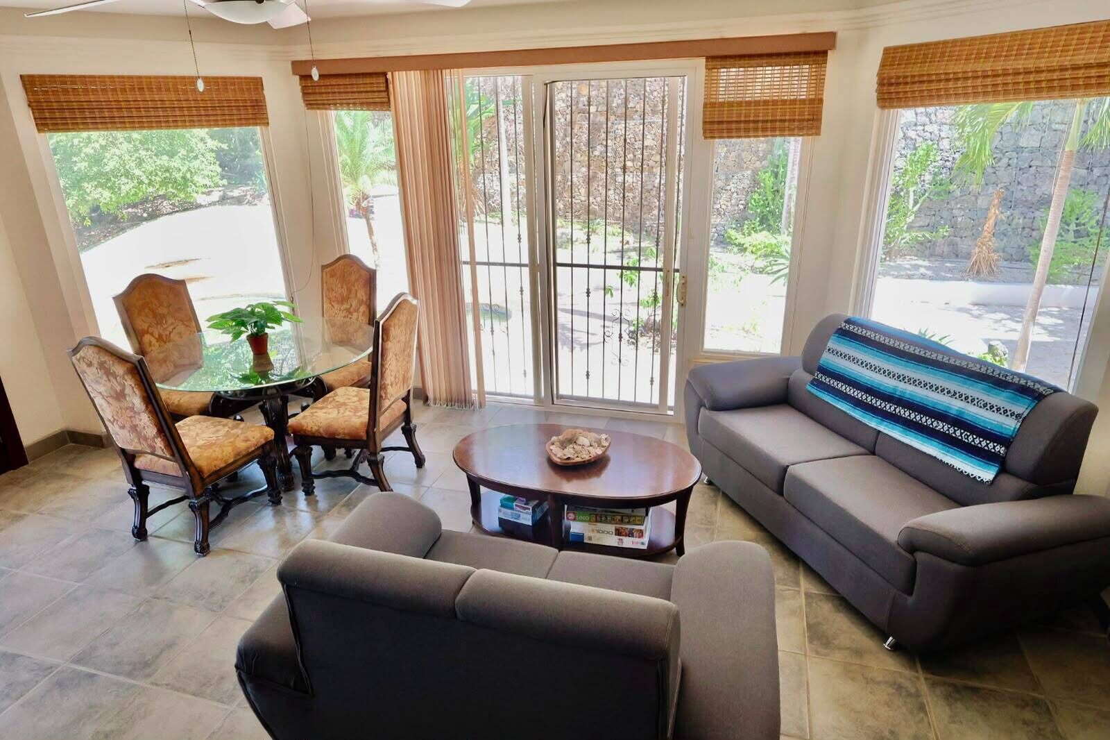 Beautiful 3 Bedroom, 3 Bathroom, Ocean-view Home, 7 Minute Walk To The Beach. - Playa Hermosa