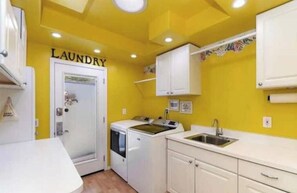 Private kitchen - Ocean and Catalina View Oasis (Los Angeles)