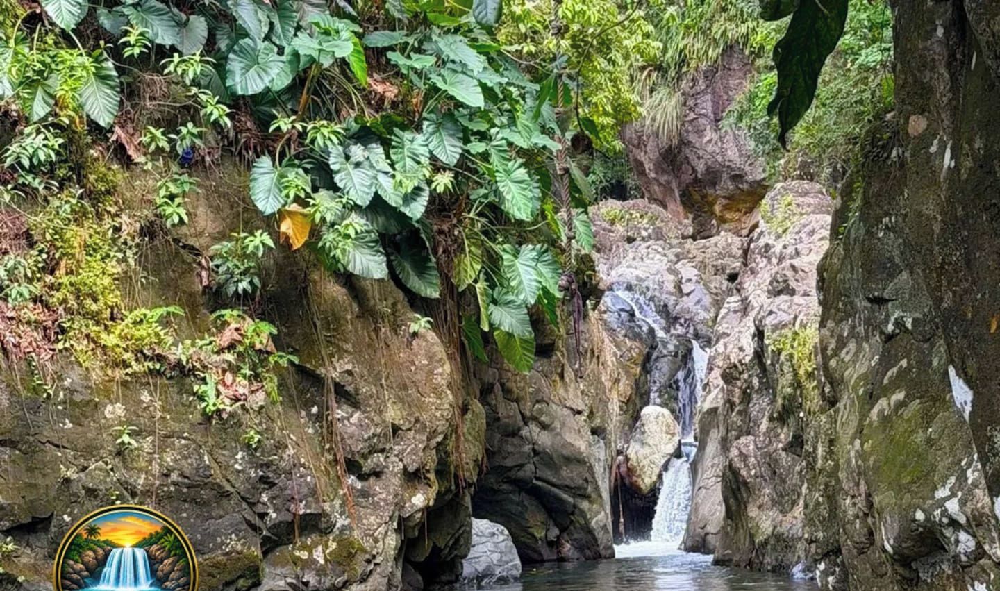 Las Tinajas Waterfall—A scenic waterfall escape near El Yunque.