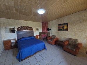 Double Room Single Use - Hotel Paradise Inn (Panajachel)