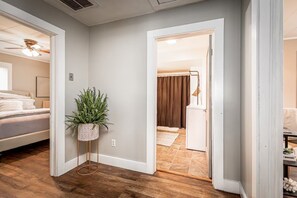 2 Schlafzimmer, Bügeleisen/Bügelbrett, WLAN, Bettwäsche