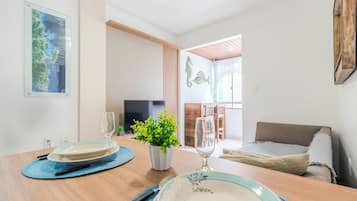Basic Apartment | Interior