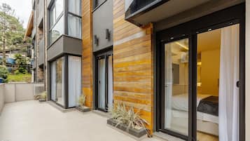 Basic Apartment | Exterior detail
