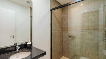 Apartamento básico | Baño | Ducha
