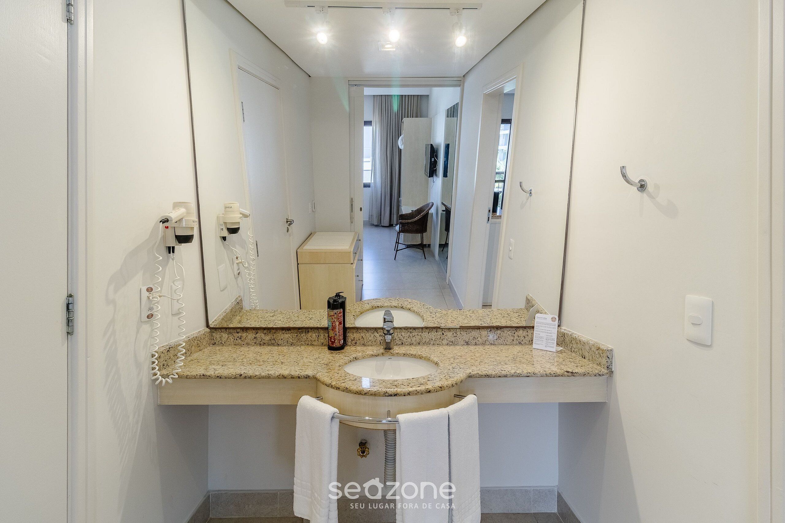 Appartement | Salle de bain | Douche