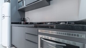 Ảnh chưa phân loại, 2 trong số 6 ảnh, nút