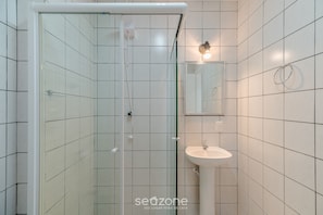 Bathroom - Comfortable Apart in the Center of Floripa Ejo0403 (Florianópolis)