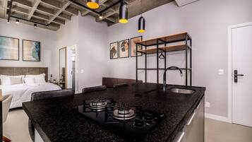 Basic Apartment | Private kitchen
