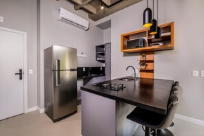 Basic Apartment | Private kitchen - Complete Loft 750m From Canas Beach Tps310 (Florianópolis)