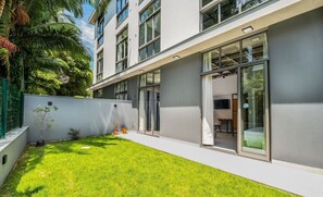Terrace/patio - Modern Loft Garden 750m From Canas Beach Tps106 (Florianópolis)