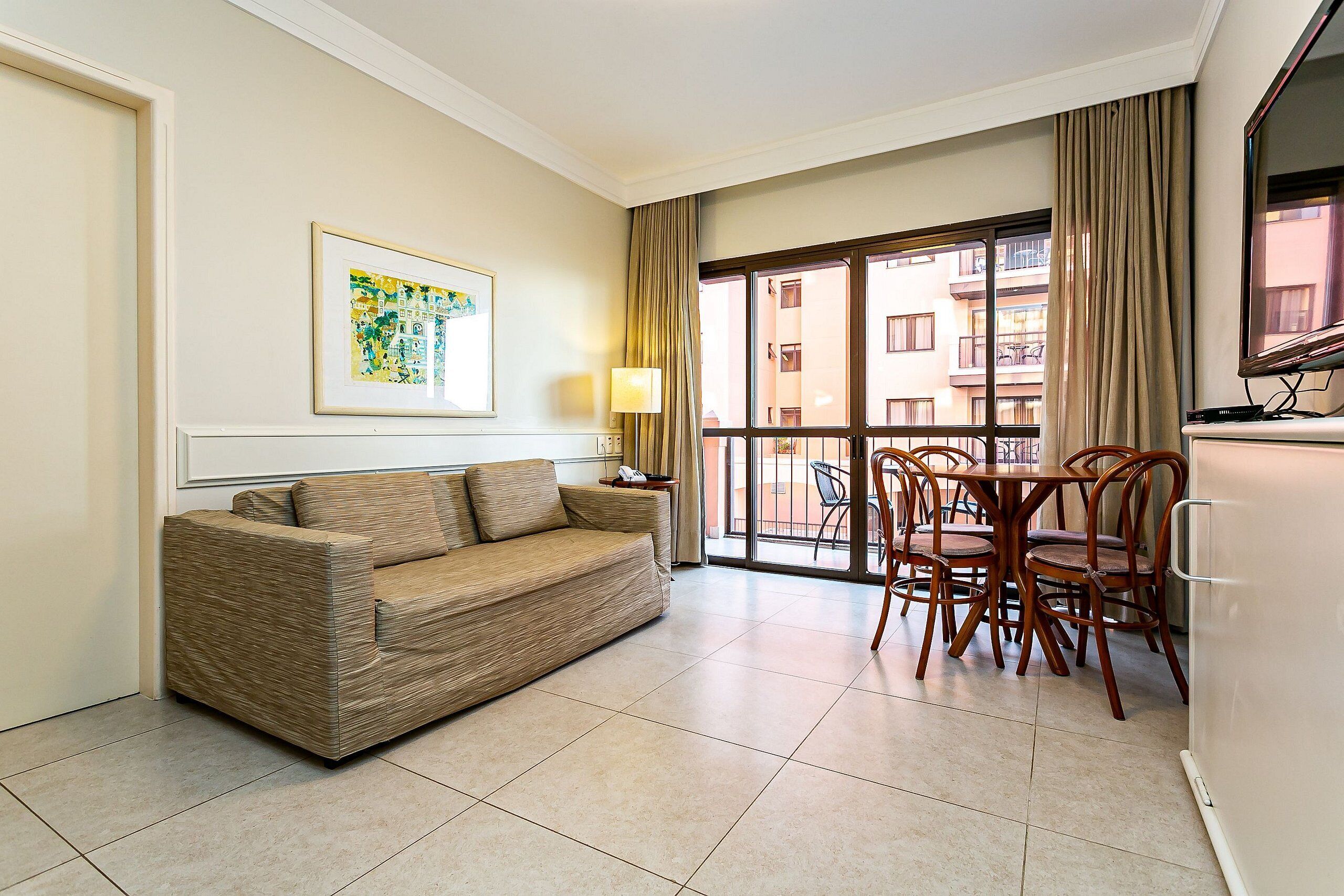 Basic Apartment | Living area