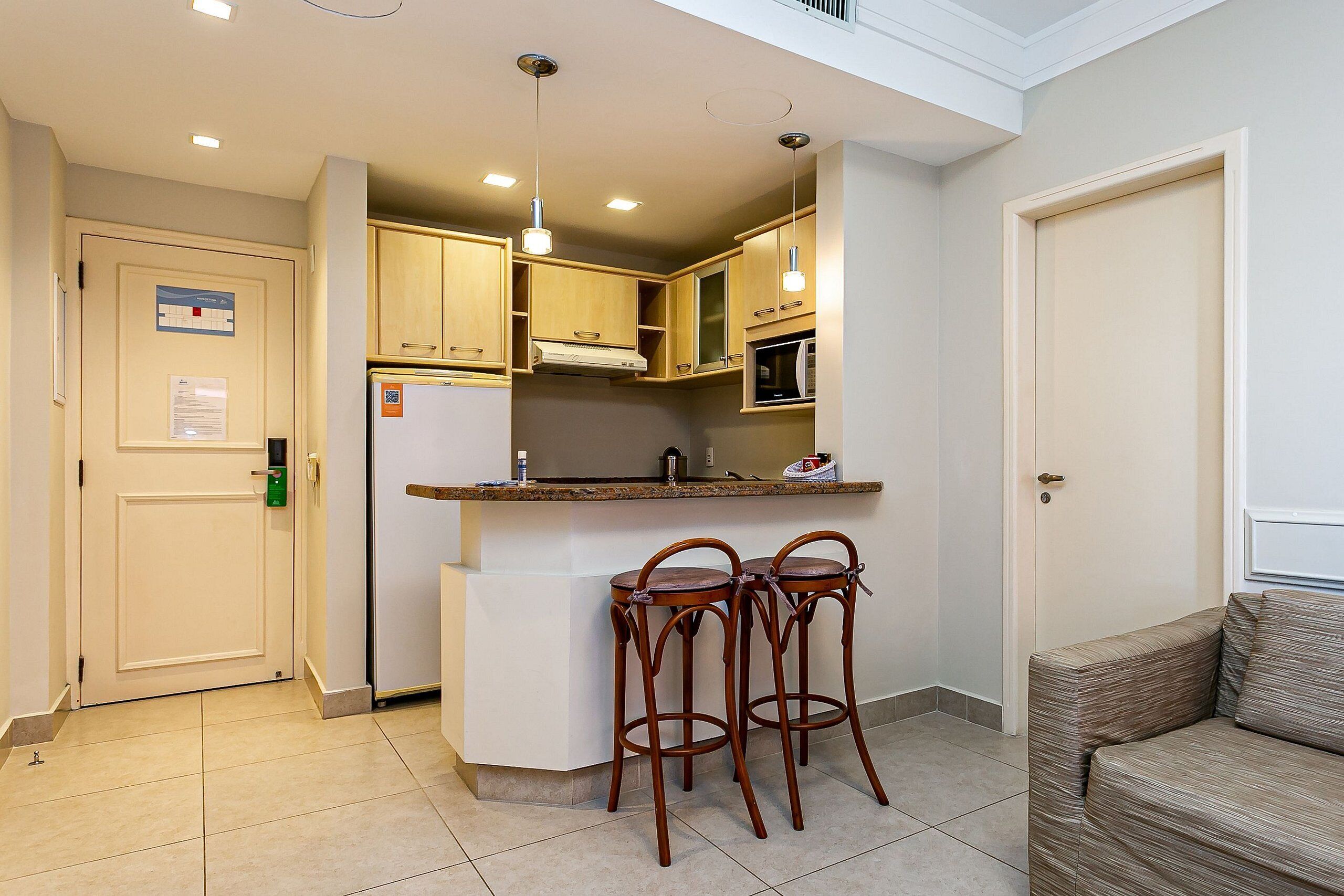 Basic Apartment | Living area