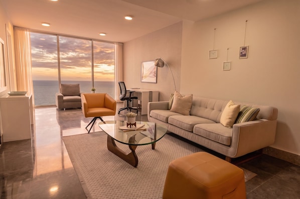 Living area - Luma Rentals Apartments (Panamá)