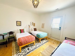 Room - Bohemio Rebel: Sauna, Pickleball + Walkable Marfa (Marfa)