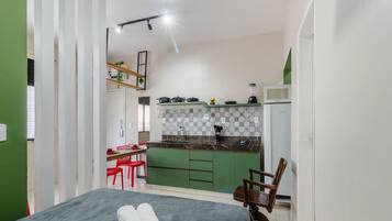 Departamento básico | Cocina privada