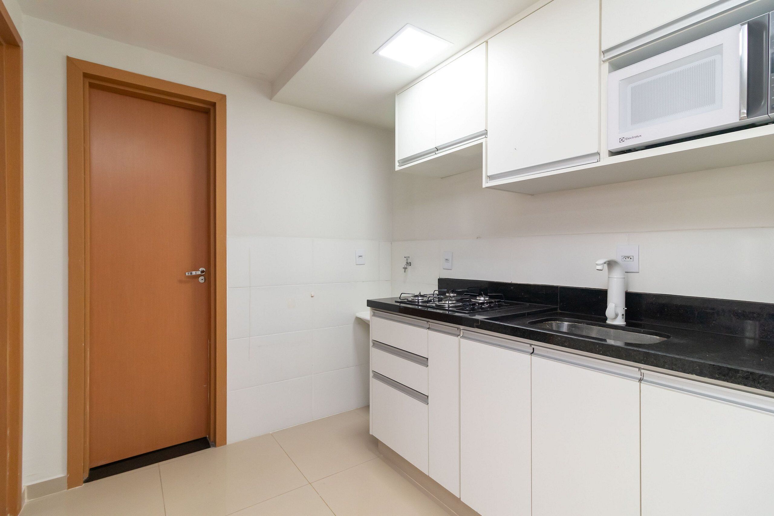 Basic Apartment | Private kitchen