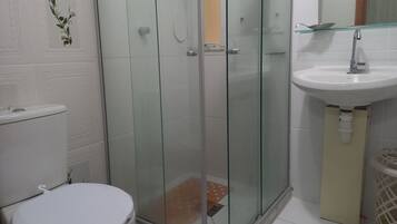 Appartamento Basic | Bagno | Doccia