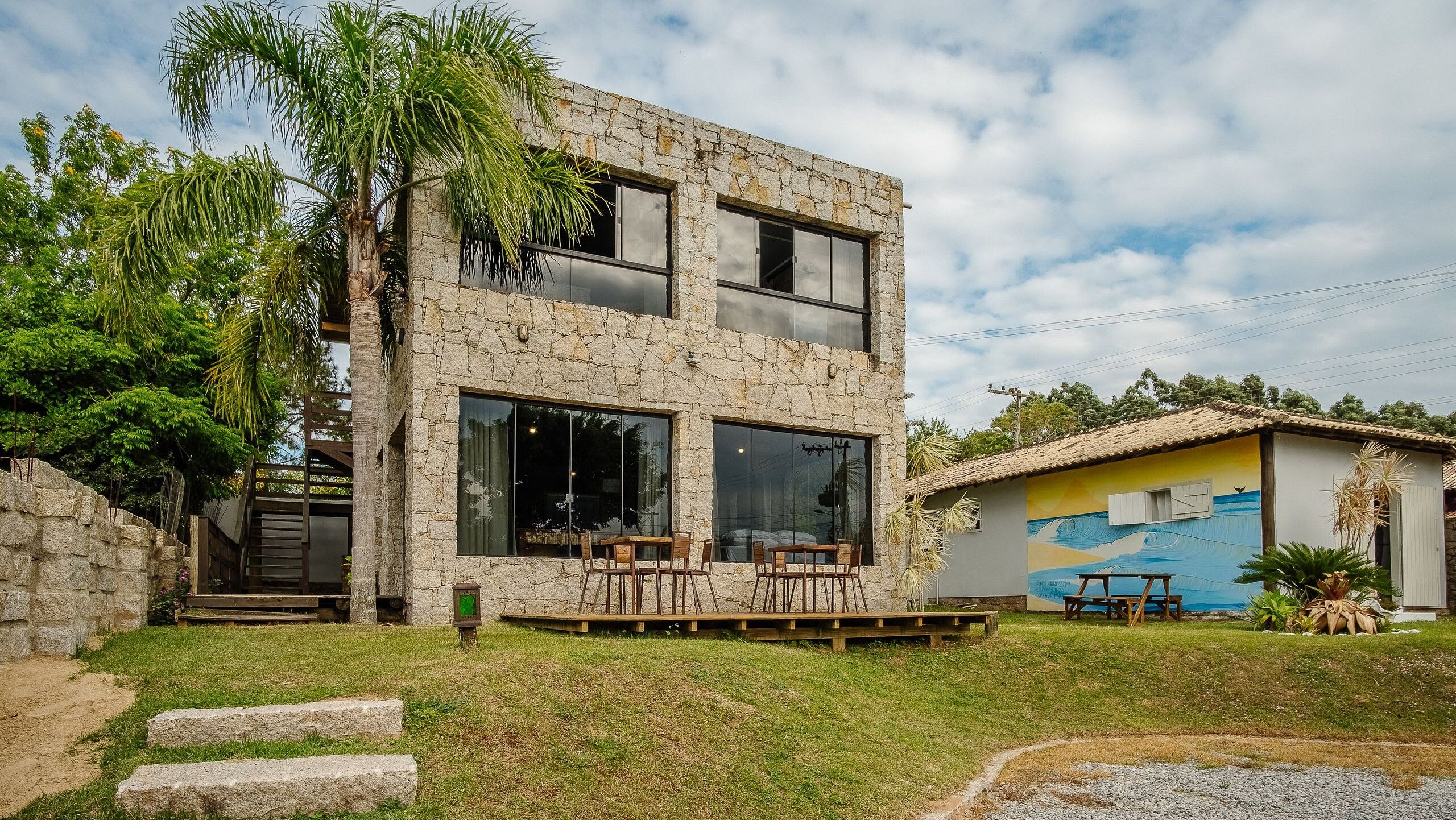 Basic Apartment | Exterior