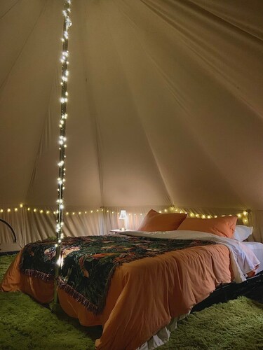 Cozy Glamping by the Eel River and Redwoods