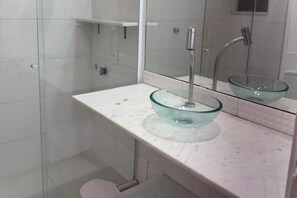 Bathroom - Vrbo Property (Rio de Janeiro)